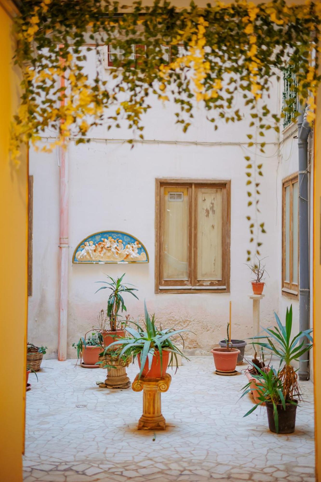 Attracco Apartment Trapani Esterno foto